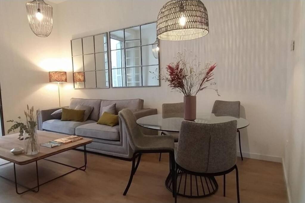 Key-Wise Luxury Plaza Teatro Free Parking 2R Apartment Malaga Exterior photo